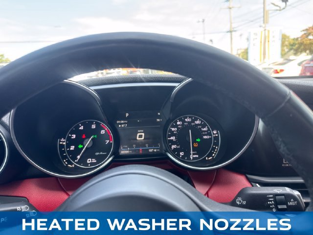 Used 2018 Alfa Romeo Giulia AWD image 15