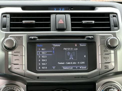 Used 2016 Toyota 4Runner SR5 AWD/4WD image 10