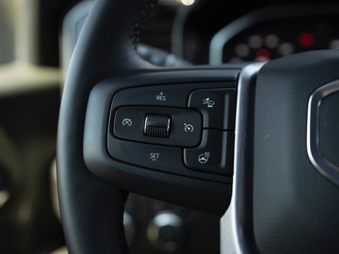 Used 2024 GMC Sierra 1500 Elevation AWD/4WD image 6