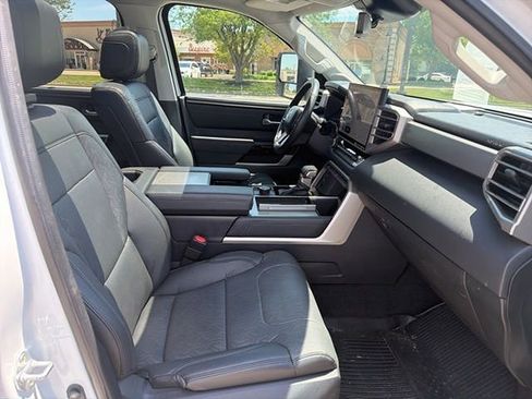 Used 2023 Toyota Sequoia Limited w/ Tow Technology Package AWD/4WD image 12