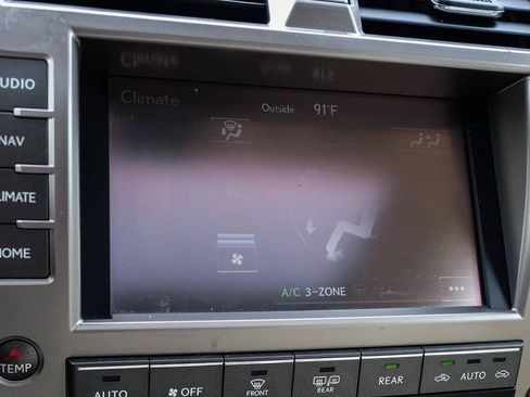 Used 2015 Lexus GX 460 w/ Premium Package AWD/4WD image 30
