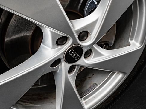 Certified 2025 Audi Q5 Premium Plus w/ Premium Plus image 8