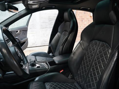 Used 2018 Audi S4 Premium Plus w/ Navigation Package image 40