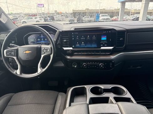 Used 2024 Chevrolet Silverado 1500 LT AWD/4WD image 24