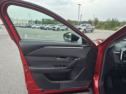 Used 2025 MAZDA CX-50 AWD 2.5 S w/ Cargo Package image 22