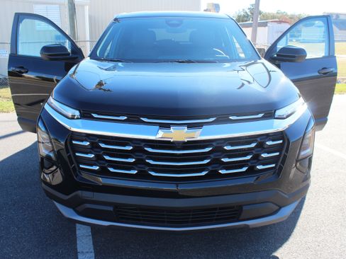 New 2026 Chevrolet Equinox LT image 17