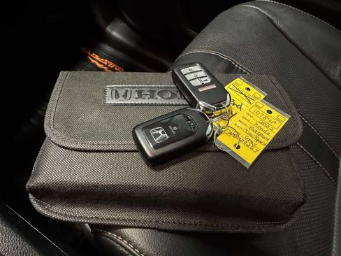 Used 2022 Honda Passport TrailSport image 34