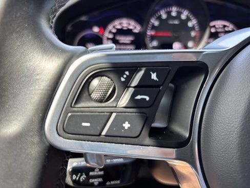 Used 2021 Porsche Cayenne w/ Premium Package AWD/4WD image 27