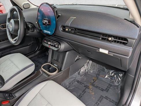 Certified 2025 MINI Cooper S FWD image 22