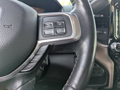 Used 2022 RAM 2500 Laramie AWD/4WD image 28