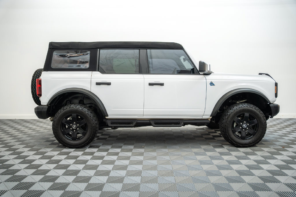 Used 2023 Ford Bronco Black Diamond AWD/4WD image 4