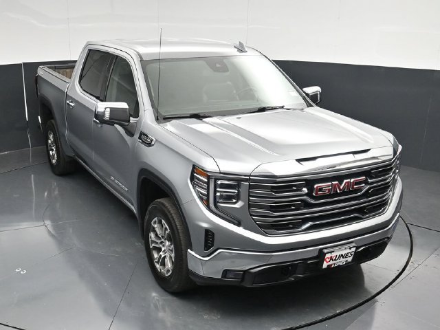 Used 2025 GMC Sierra 1500 SLT AWD/4WD image 47