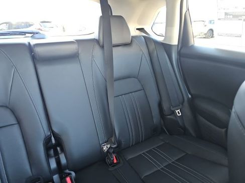 New 2026 Honda HR-V EX-L image 11
