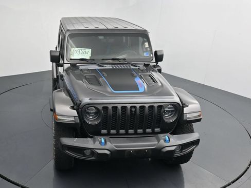Used 2022 Jeep Wrangler Unlimited Rubicon 4xe w/ Cold Weather Group AWD/4WD image 10