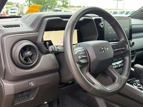 Used 2024 Chevrolet Colorado Trail Boss w/ Advanced Trailering Package AWD/4WD image 17