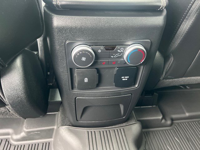 Used 2022 Ford Explorer Limited w/ Equipment Group 301A AWD/4WD image 24