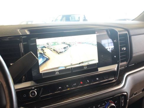 Used 2022 GMC Sierra 1500 Elevation RWD image 40