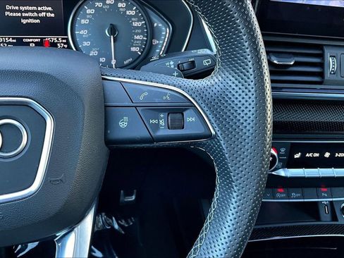 Used 2022 Audi SQ5 Premium w/ Convenience Package image 12