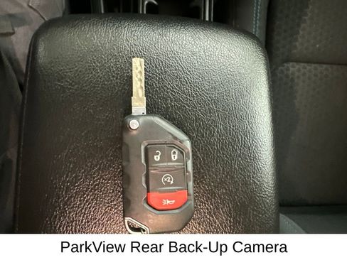 Used 2025 Jeep Wrangler Unlimited Rubicon 4xe w/ Convenience Group AWD/4WD image 36