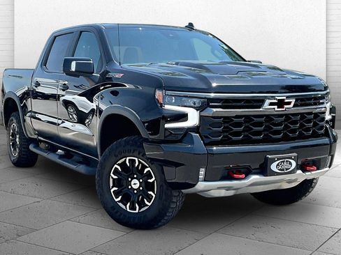 Used 2024 Chevrolet Silverado 1500 ZR2 w/ Technology Package AWD/4WD image 1