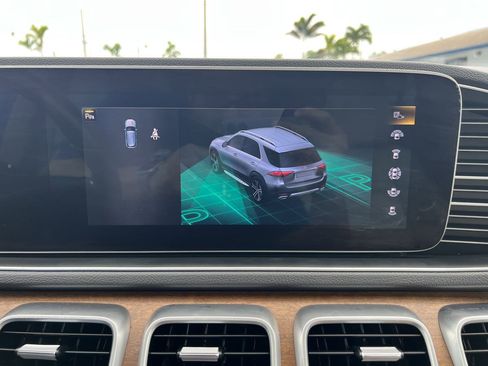 Used 2020 Mercedes-Benz GLE 450 GLE 450 4MATIC SUV image 27