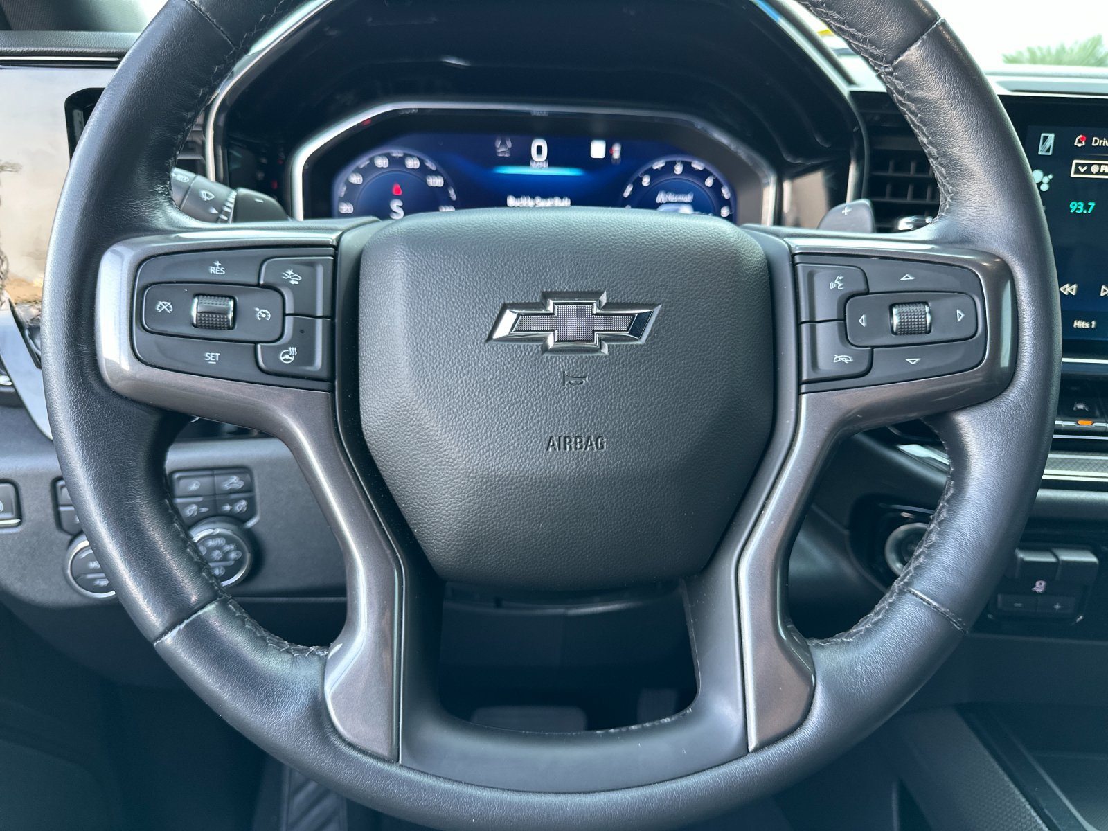 Used 2022 Chevrolet Silverado 1500 ZR2 w/ Technology Package AWD/4WD image 22