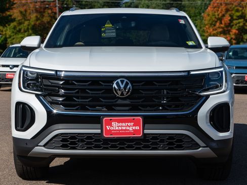 New 2026 Volkswagen Atlas Cross Sport SE image 8