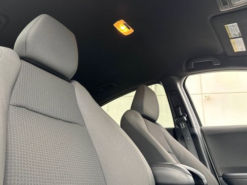 Used 2022 Honda HR-V Sport image 25