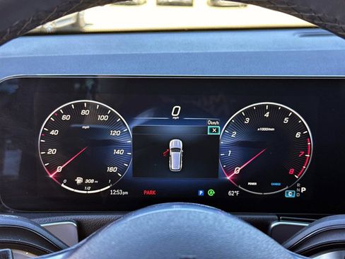 Certified 2025 Mercedes-Benz GLB 250 image 25