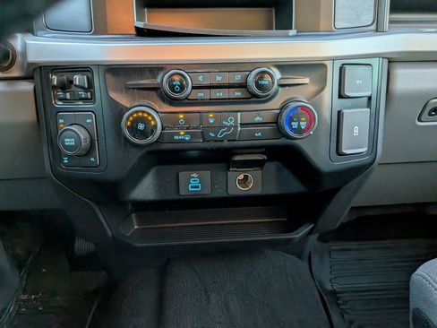 Used 2024 Ford F250 XL w/ STX Appearance Package image 21