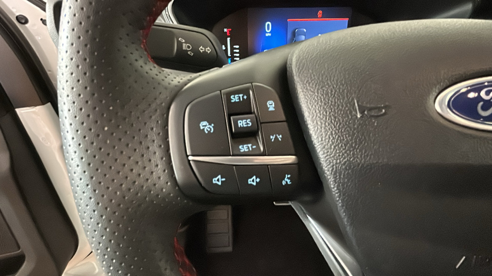 Used 2023 Ford Escape ST-Line w/ Tech Pack #1 AWD/4WD image 19