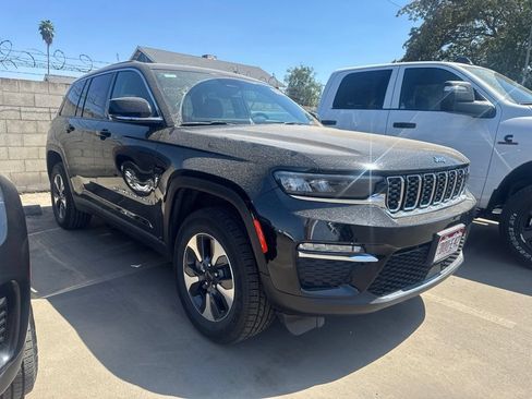 Used 2024 Jeep Grand Cherokee Limited 4xe AWD/4WD image 1
