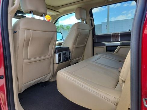 Used 2018 Ford F150 Lariat w/ Equipment Group 502A Luxury image 11