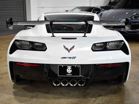Used 2019 Chevrolet Corvette ZR1 RWD image 15