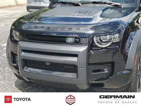 Used 2023 Land Rover Defender 130 X-Dynamic SE AWD/4WD image 13