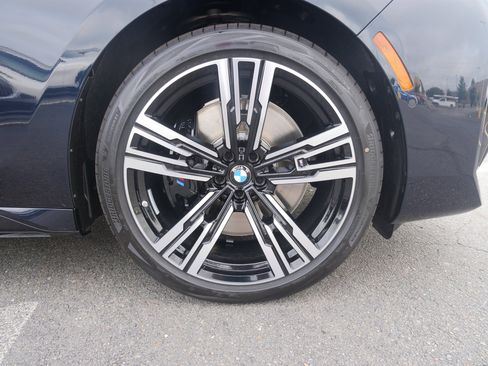 New 2025 BMW 740i w/ Premium Package image 10