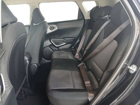 Used 2025 Kia Soul LX FWD image 13