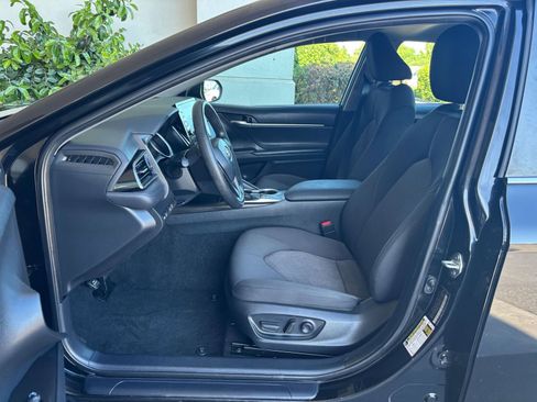 Used 2023 Toyota Camry LE image 27