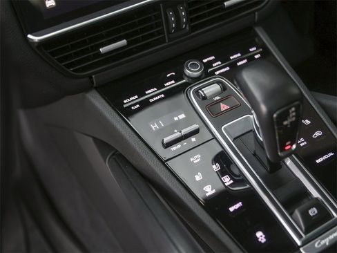 Certified 2023 Porsche Cayenne image 24