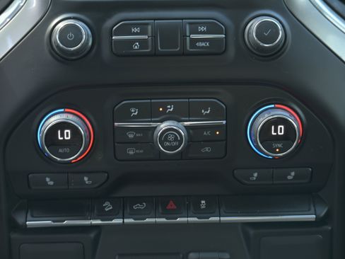 Used 2022 Chevrolet Silverado 1500 RST image 14