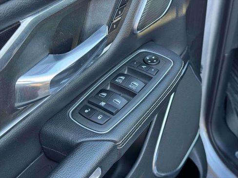 Used 2021 RAM 1500 Laramie image 16