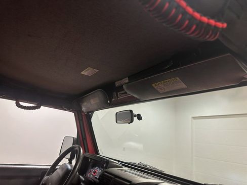 Used 1999 Jeep Wrangler Sport image 83