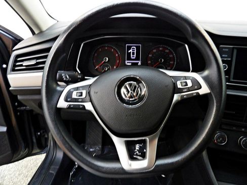 Used 2019 Volkswagen Jetta S FWD image 17