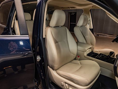 Used 2021 Lexus GX 460 Premium w/ Premium Package AWD/4WD image 29