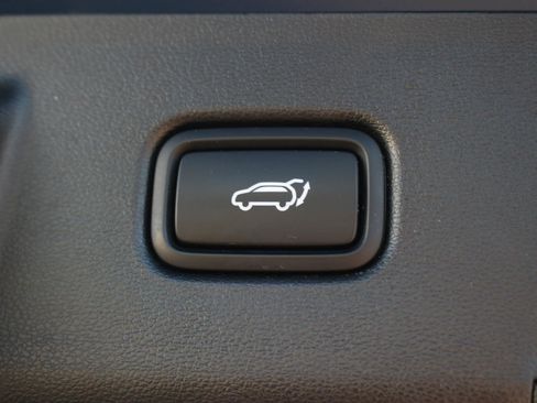 Used 2022 Hyundai Tucson Limited w/ Cargo Package AWD/4WD image 12