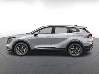 Used 2025 Kia Sportage LX FWD video 2