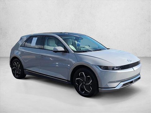 Certified 2024 Hyundai Ioniq 5 Limited image 3