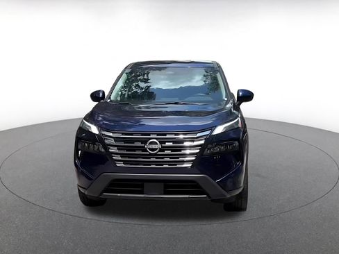 Used 2025 Nissan Rogue SV FWD image 4