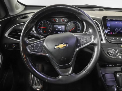 Used 2020 Chevrolet Malibu RS image 25