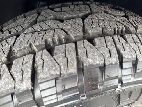 New 2026 Ford Explorer Tremor w/ Tremor Ultimate Package AWD/4WD image 28